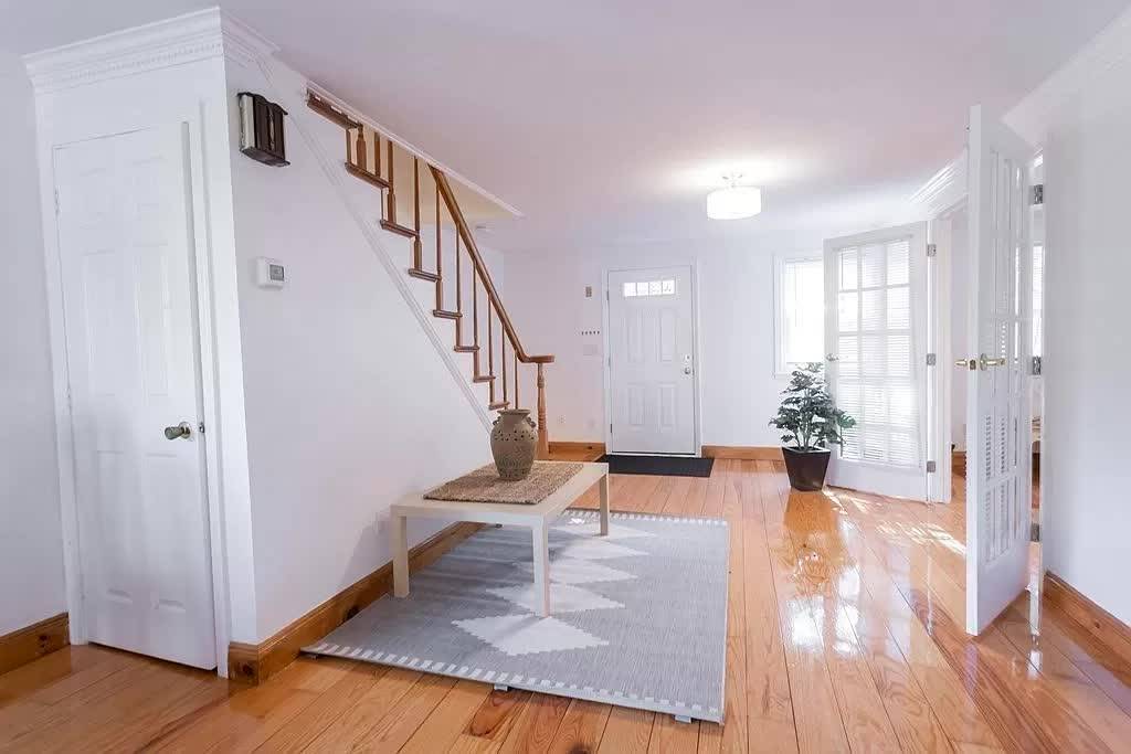 4 bed, 3 bath apartment for rent at 35 Fort Ave Unit A COPY, Roxbury — photo 6 of 24