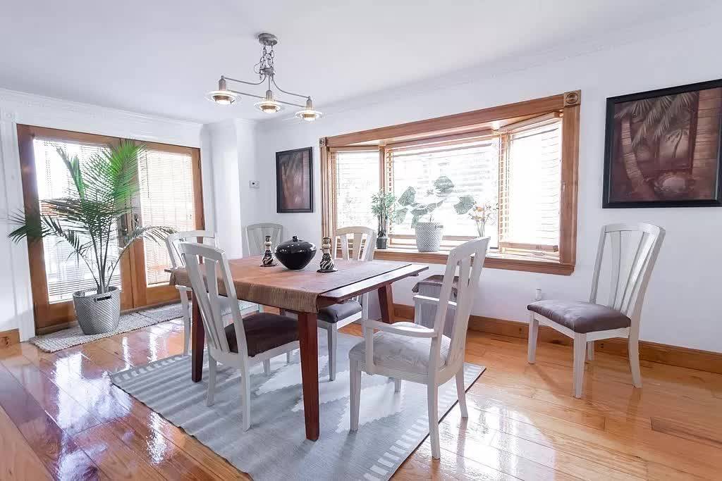 4 bed, 3 bath apartment for rent at 35 Fort Ave Unit A COPY, Roxbury — photo 5 of 24