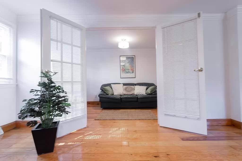 5 bed, 3 bath apartment for rent at 35 Fort Ave Unit A, Roxbury — photo 10 of 24