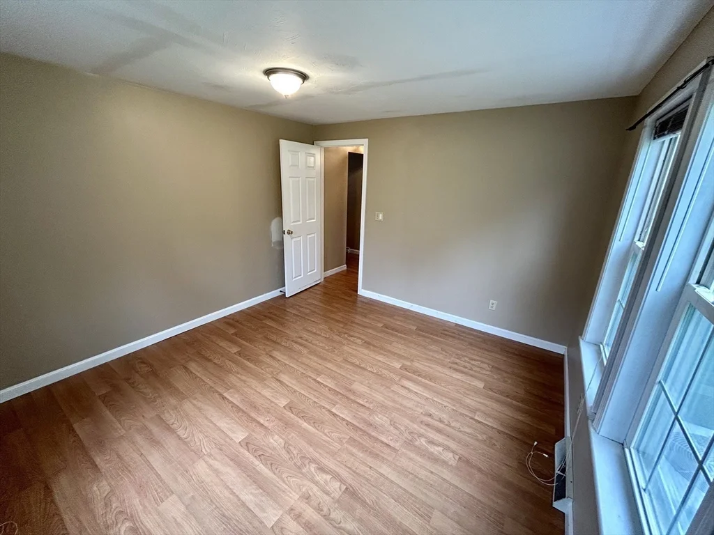 3 bed, 2 bath apartment for rent at 35 Fox Meadow Dr, Worcester — photo 11 of 24