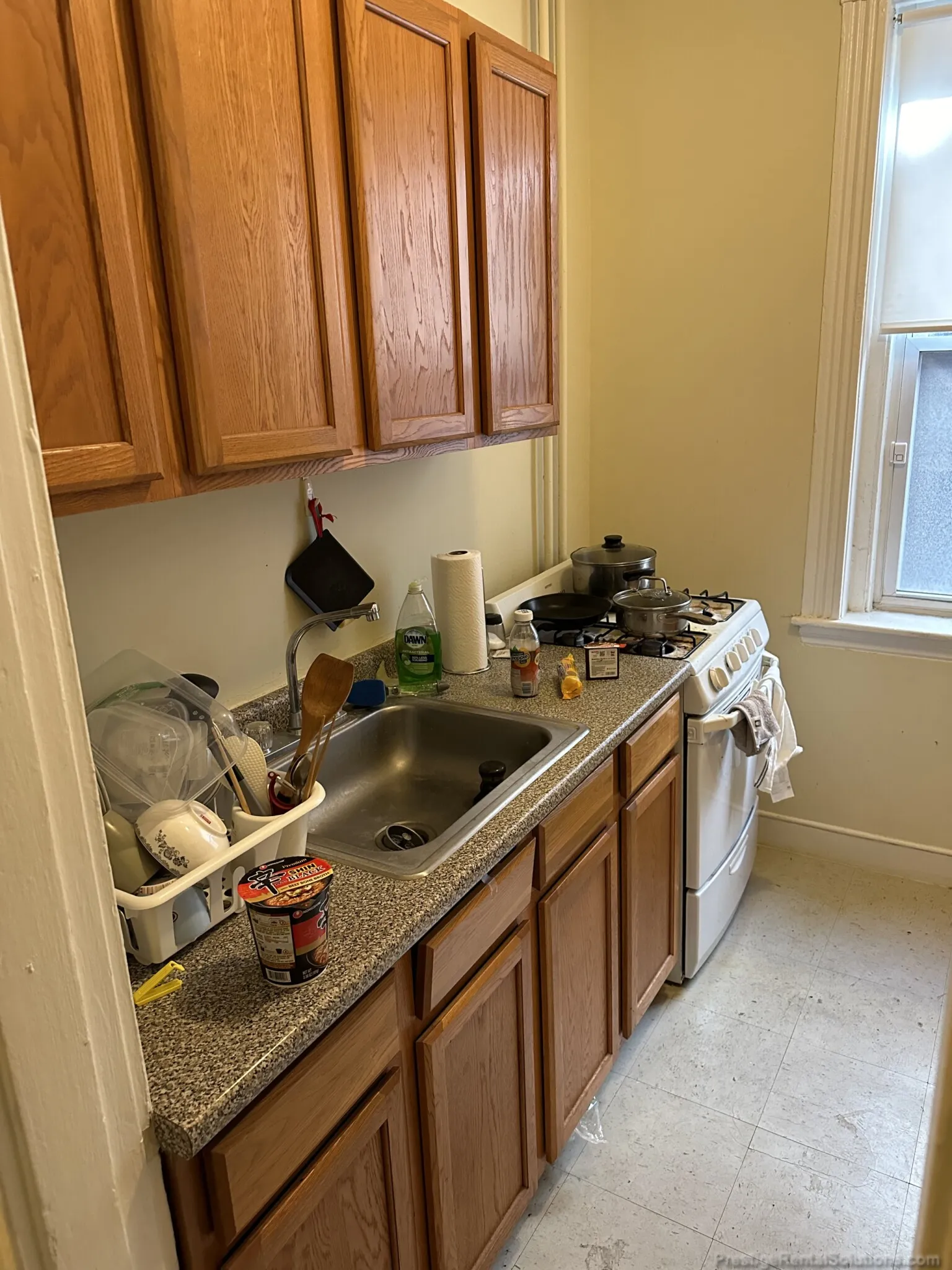Studio bed, 1 bath apartment for rent at 35 Gardner St Unit 3, Allston — photo 3 of 11