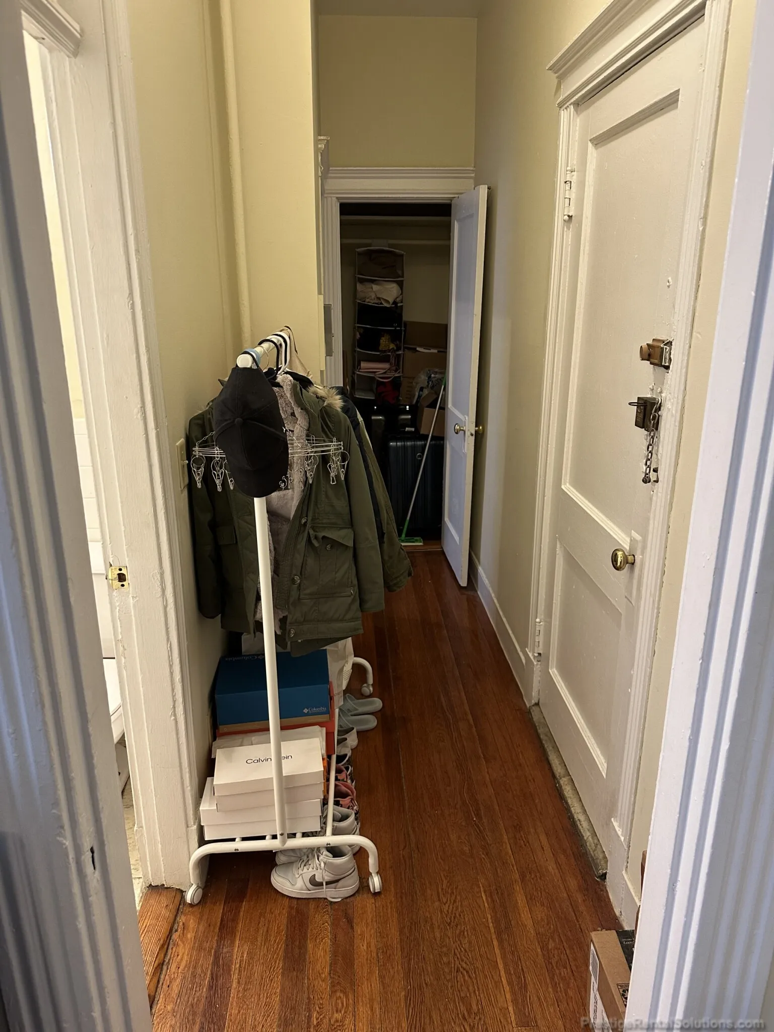 Studio bed, 1 bath apartment for rent at 35 Gardner St Unit 3, Allston — photo 7 of 11