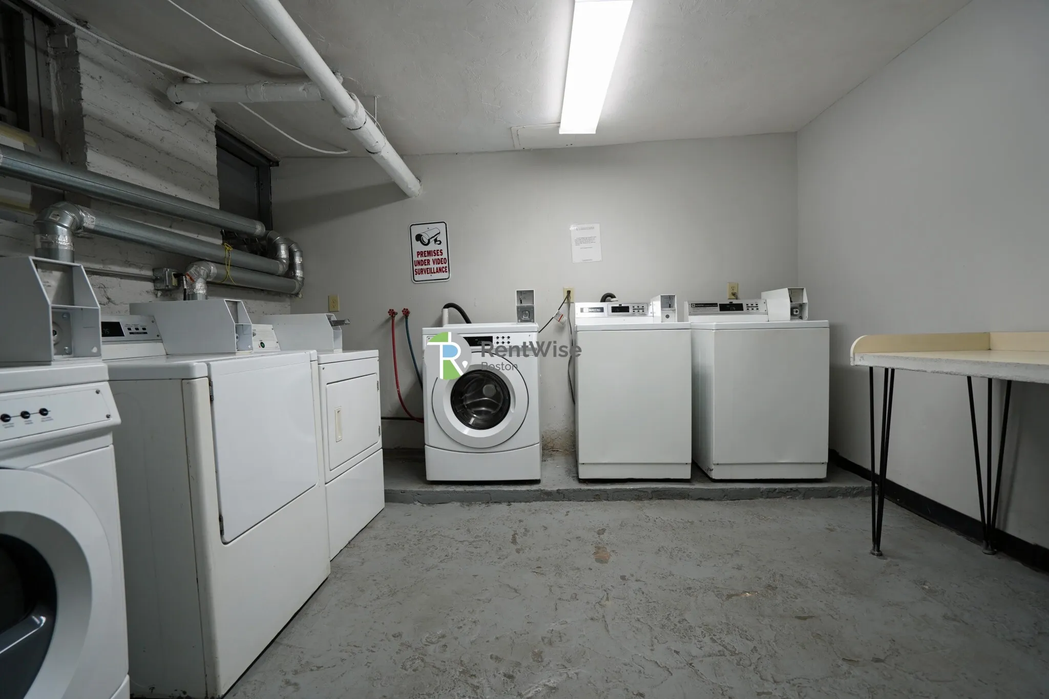 Studio bed, 1 bath apartment for rent at 35 Gardner St Unit 4, Allston — photo 13 of 14