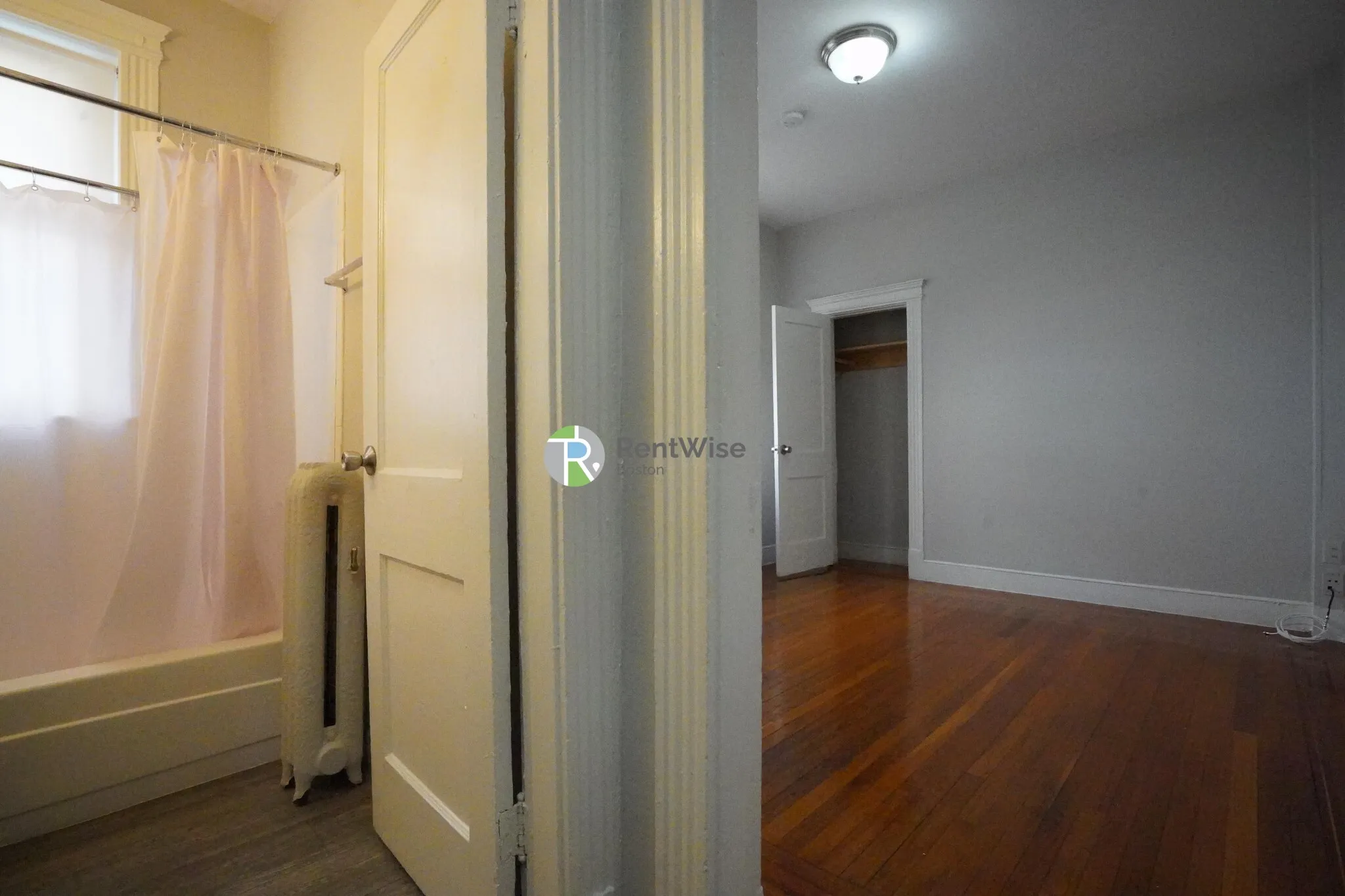 Studio bed, 1 bath apartment for rent at 35 Gardner St Unit 4, Allston — photo 4 of 14