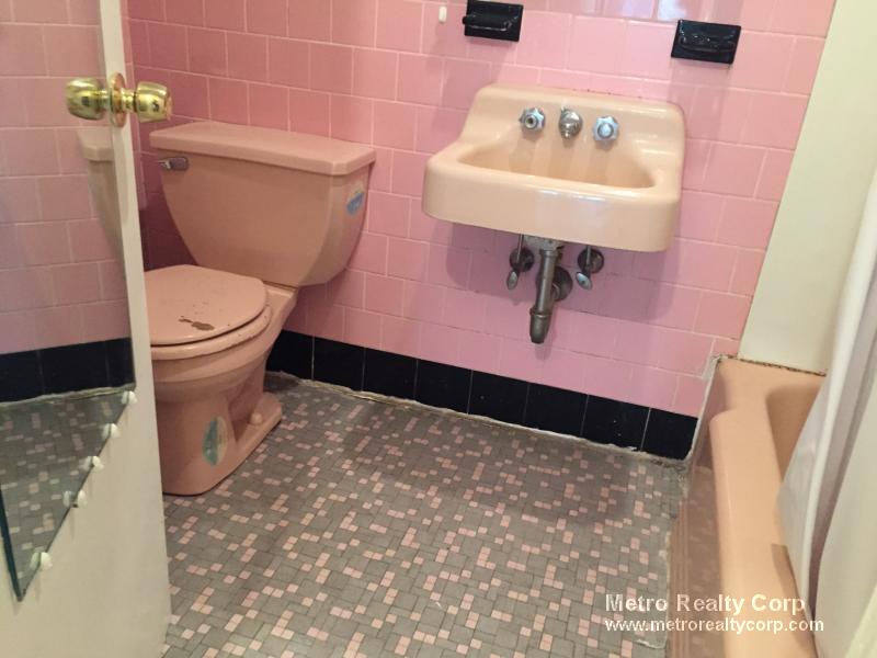 Studio bed, 1 bath apartment for rent at 35 Garrison Rd Unit 2, Washington Square — photo 5 of 6