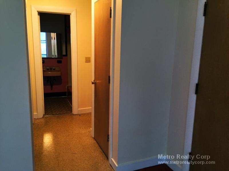 Studio bed, 1 bath apartment for rent at 35 Garrison Rd Unit 2, Washington Square — photo 4 of 6
