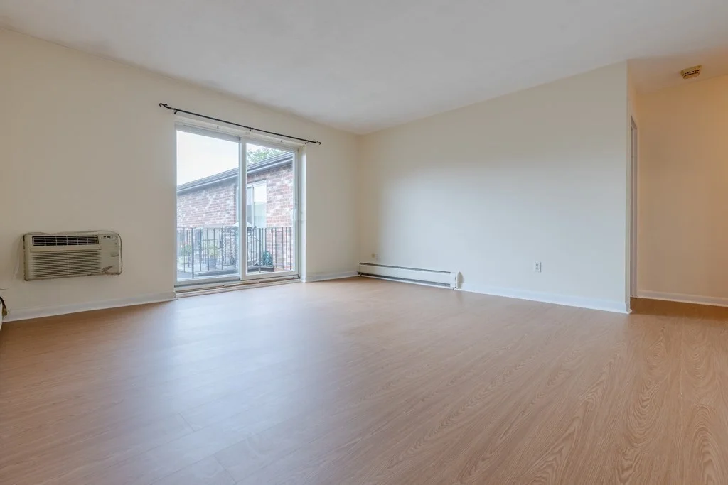 2 bed, 1 bath apartment for rent at 35 Gates St Unit 6, West Roxbury — photo 4 of 12