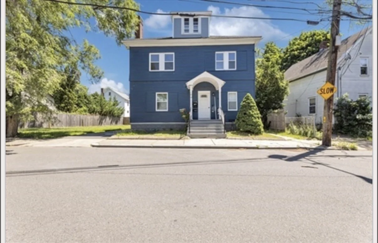 3 bed, 2 bath apartment for rent at 35 George St Unit 2, Hyde Park