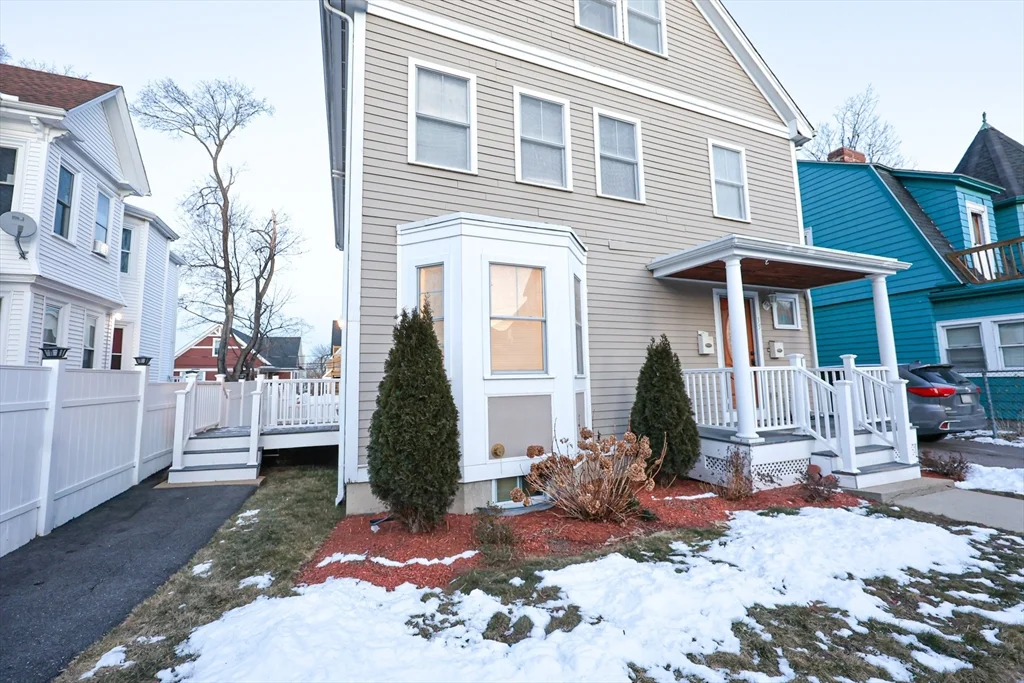 3 bed, 1 bath apartment for rent at 35 Gleason Unit 1, Dorchester — photo 16 of 16