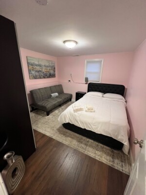 3 bed, 2 bath apartment for rent at 35 Glen Circle Unit 1, Piety Corner Historic District — photo 22 of 56