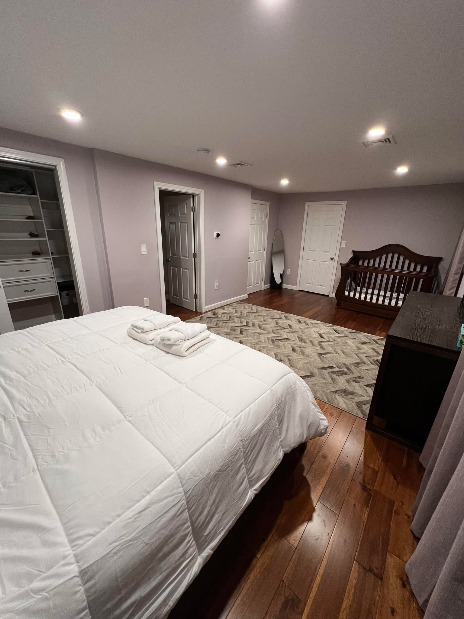 3 bed, 2 bath apartment for rent at 35 Glen Circle Unit 1, Piety Corner Historic District — photo 48 of 56