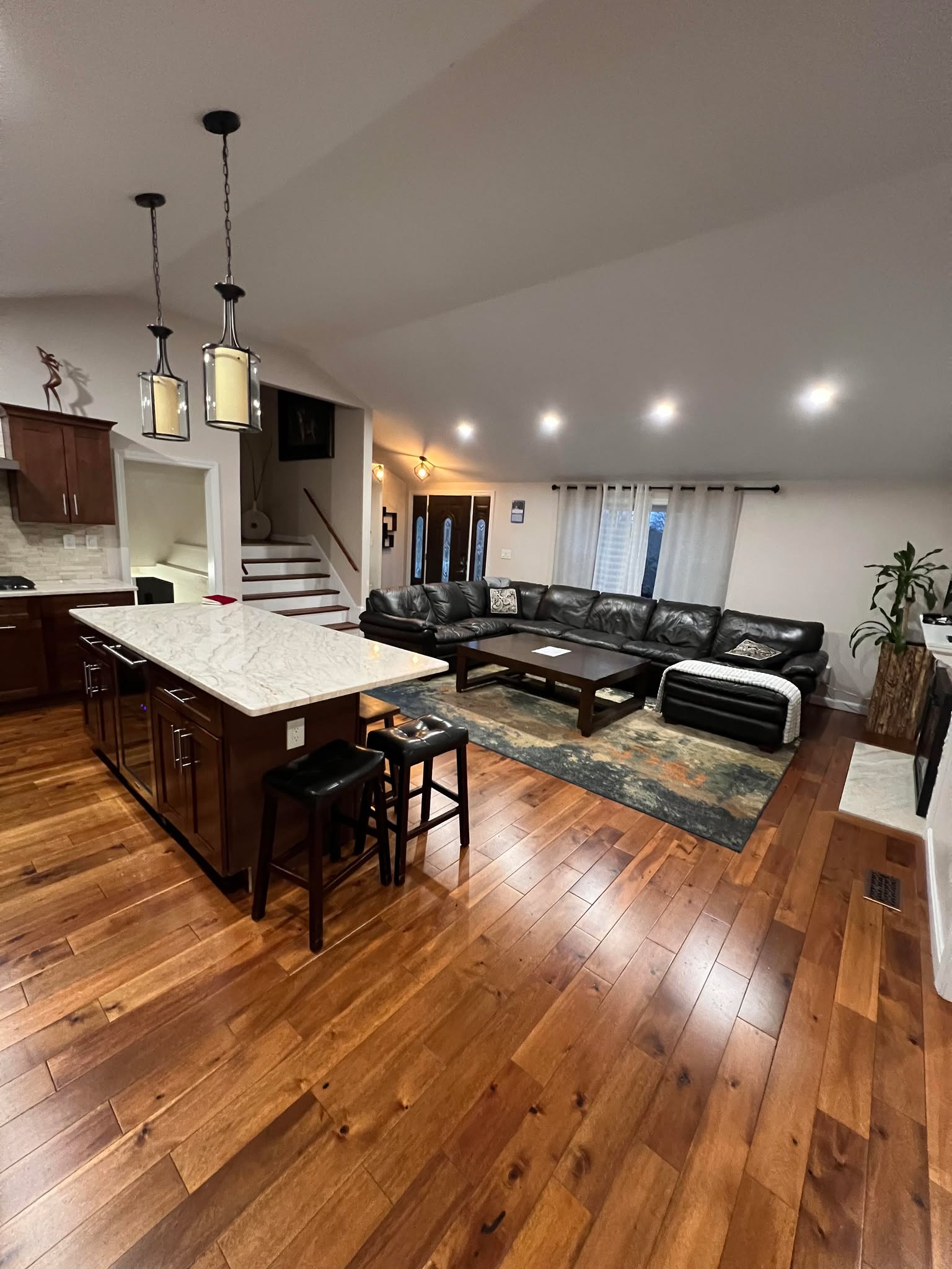 3 bed, 2 bath apartment for rent at 35 Glen Circle Unit 1, Piety Corner Historic District — photo 4 of 56