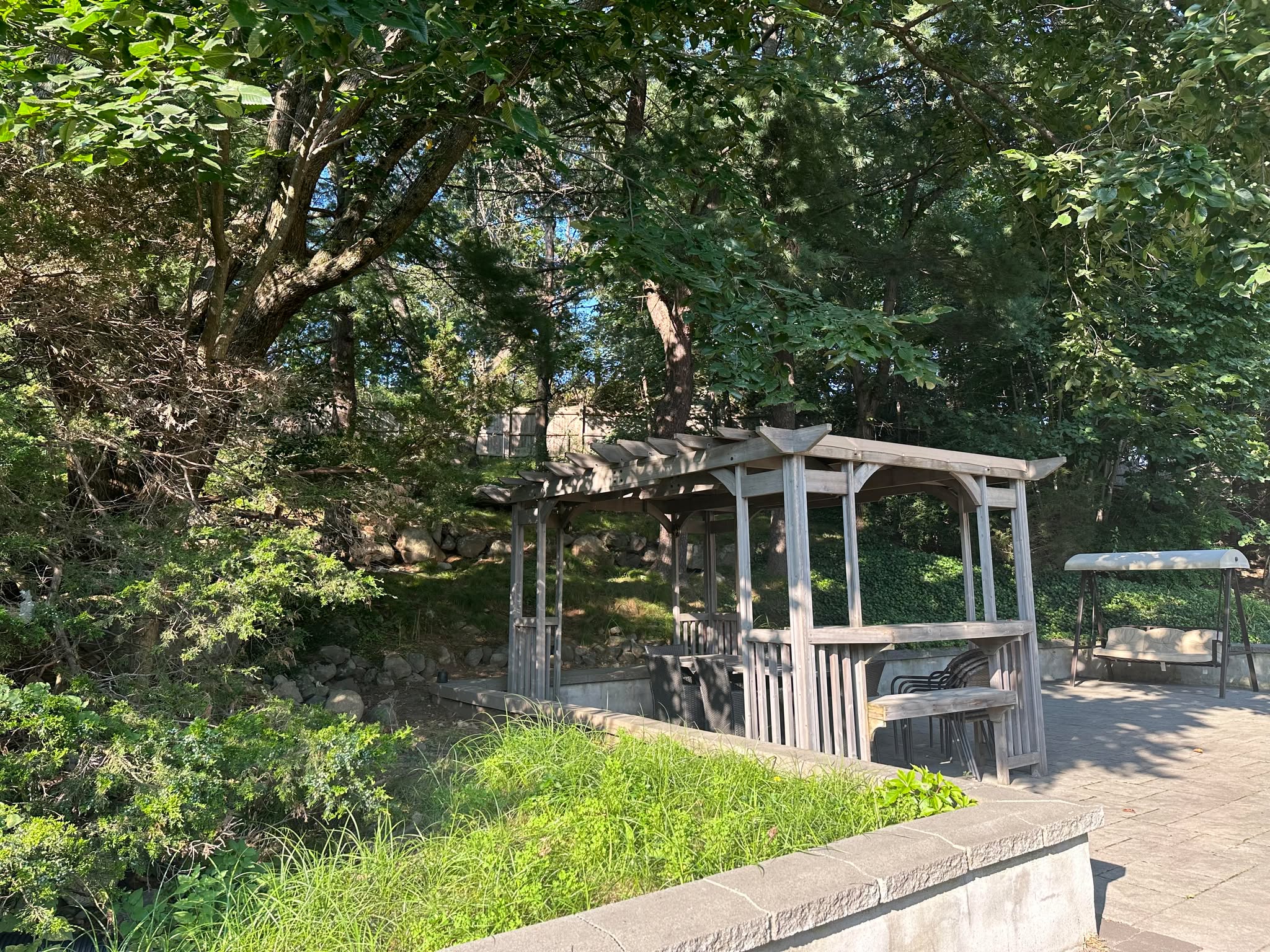 3 bed, 2 bath apartment for rent at 35 Glen Circle Unit 1, Piety Corner Historic District — photo 40 of 56