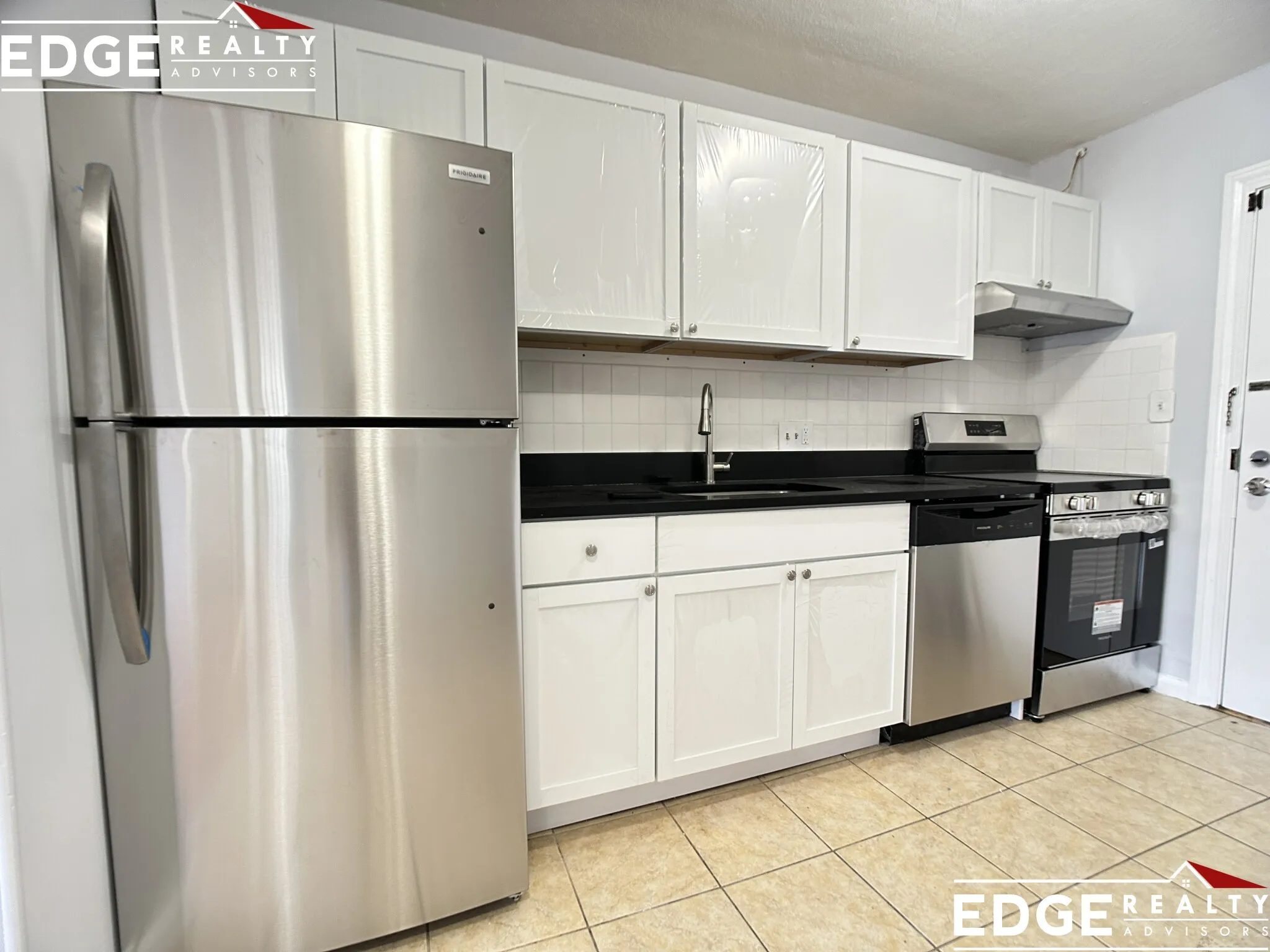 2 bed, 1 bath apartment for rent at 35 Glencoe St Unit 20, Brighton