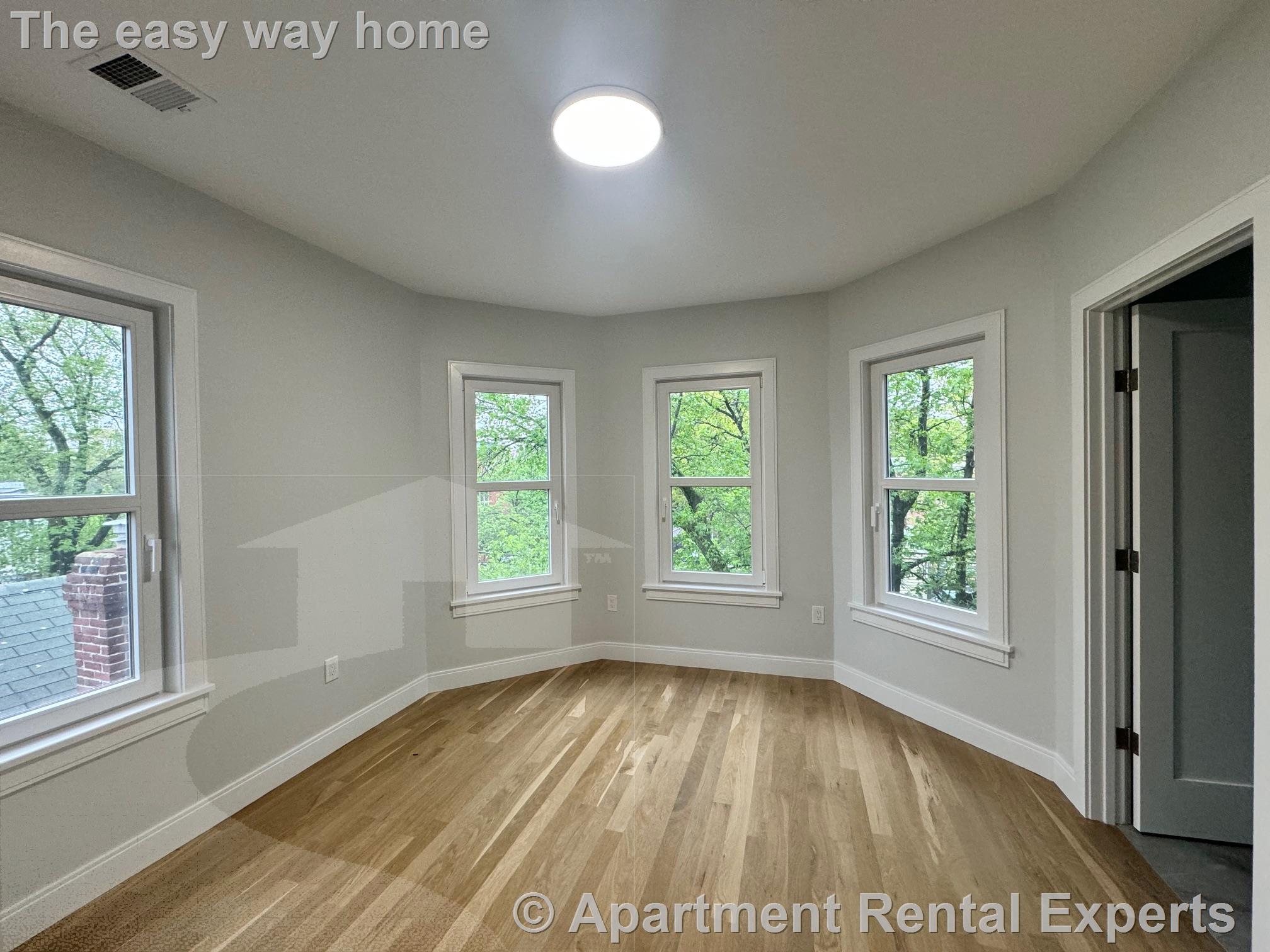 2 bed, 2 bath apartment for rent at 35 Gore St Unit 3, East Cambridge — photo 3 of 10