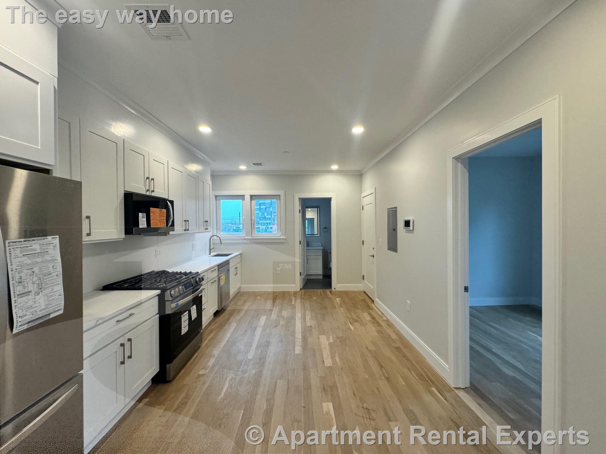 2 bed, 2 bath apartment for rent at 35 Gore St Unit 3, East Cambridge — photo 1 of 10