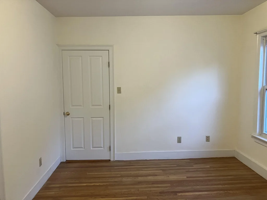 3 bed, 2 bath apartment for rent at 35 Gorham St Unit 2, Baldwin — photo 10 of 27