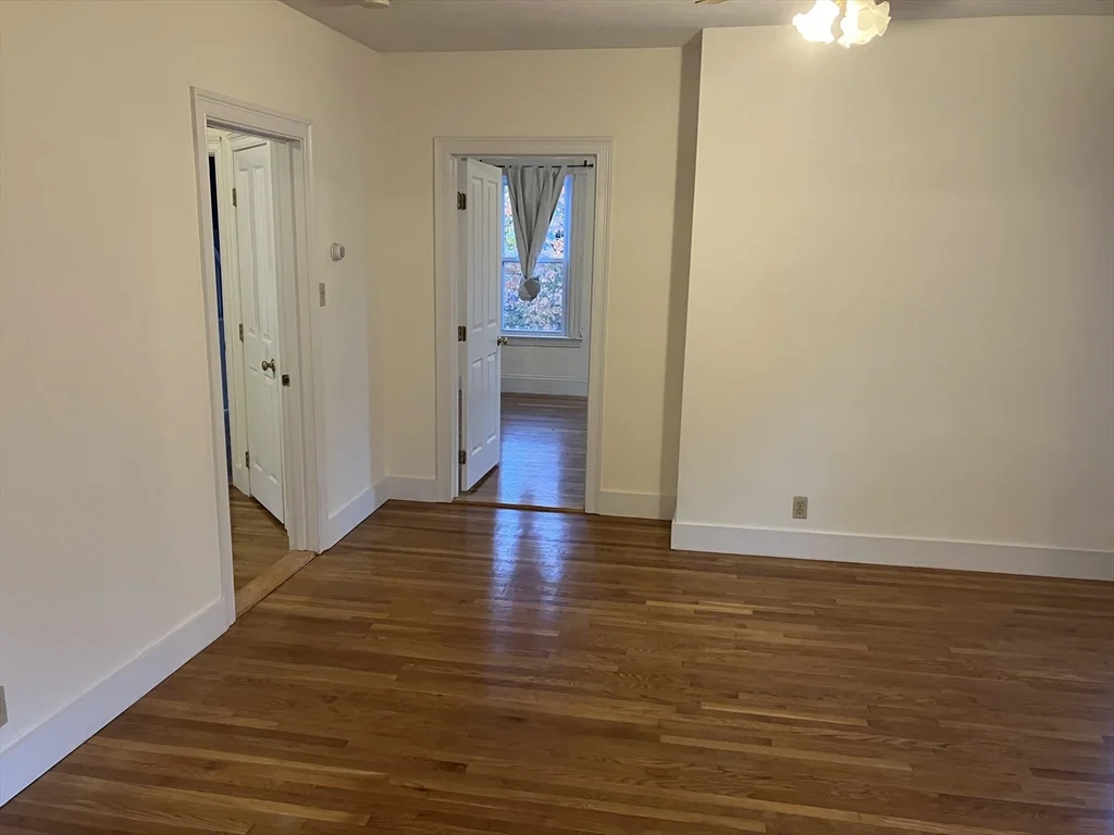 3 bed, 2 bath apartment for rent at 35 Gorham St Unit 2, Baldwin — photo 7 of 27