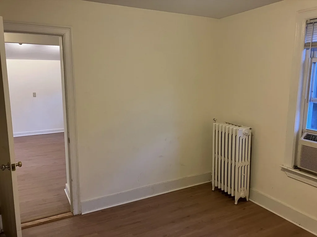 3 bed, 2 bath apartment for rent at 35 Gorham St Unit 2, Baldwin — photo 17 of 27