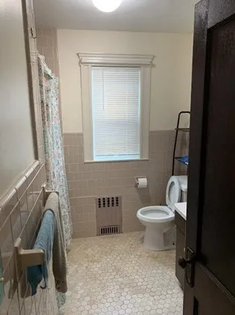 3 bed, 1 bath apartment for rent at 35 Grant Ave Unit 2, Waverley — photo 17 of 30