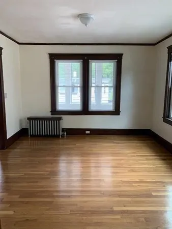 3 bed, 1 bath apartment for rent at 35 Grant Ave Unit 2, Waverley — photo 8 of 30