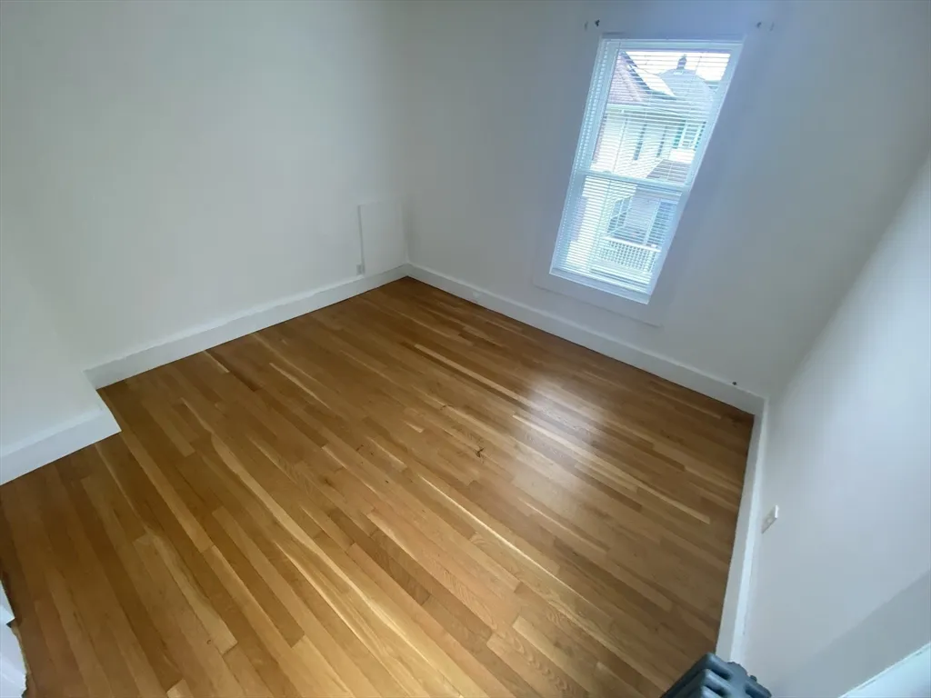 2 bed, 1 bath apartment for rent at 35 Grant St Unit 2, Milford — photo 11 of 20