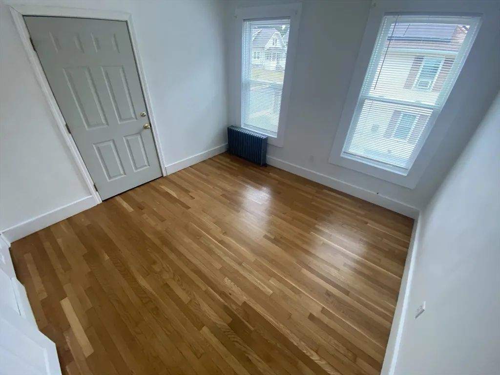 2 bed, 1 bath apartment for rent at 35 Grant St Unit 2, Milford — photo 8 of 20