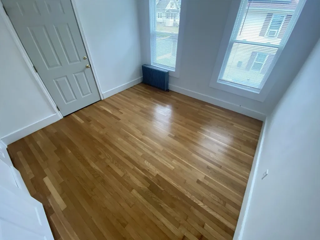 2 bed, 1 bath apartment for rent at 35 Grant St Unit 2, Milford — photo 9 of 20