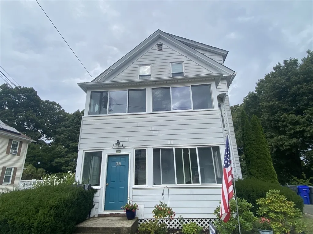 2 bed, 1 bath apartment for rent at 35 Grant St Unit 2, Milford — photo 1 of 20