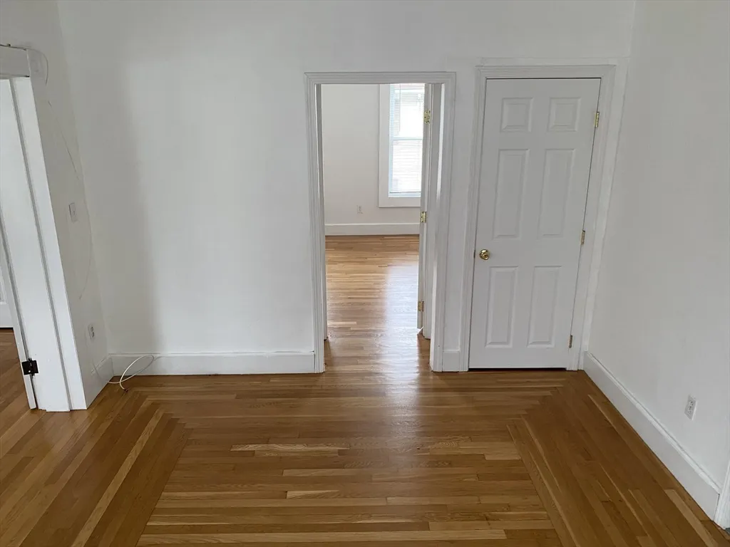 2 bed, 1 bath apartment for rent at 35 Grant St Unit 2, Milford — photo 4 of 20