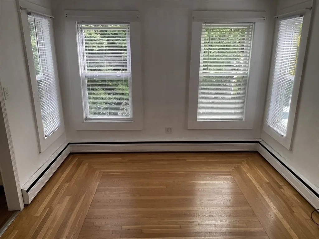2 bed, 1 bath apartment for rent at 35 Grant St Unit 2, Milford — photo 6 of 20