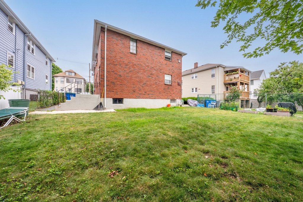 2 bed, 1 bath apartment for rent at 35 Hamilton Rd Unit 35, Belmont — photo 10 of 13