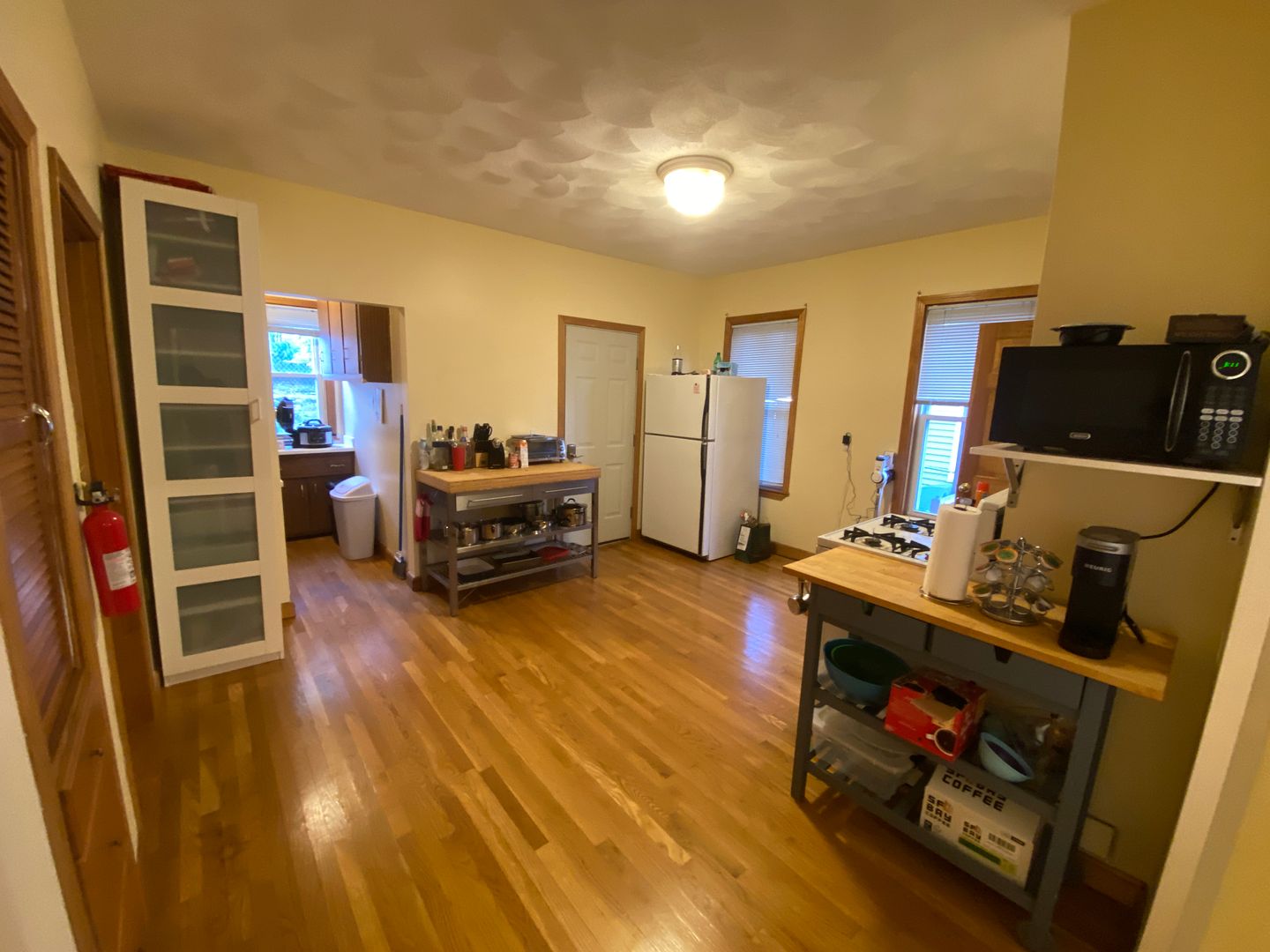 3 bed, 1 bath apartment for rent at 35 Hancock St Unit 1, Spring Hill — photo 3 of 10