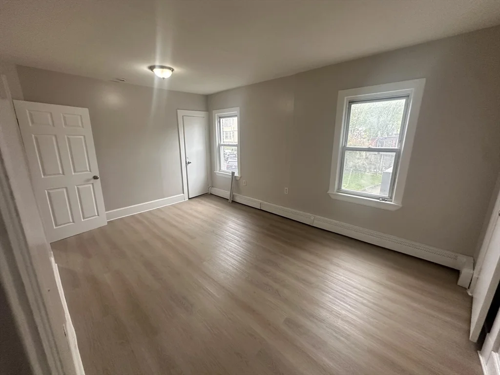 3 bed, 1 bath apartment for rent at 35 Harold St Unit 2, Roxbury — photo 7 of 8