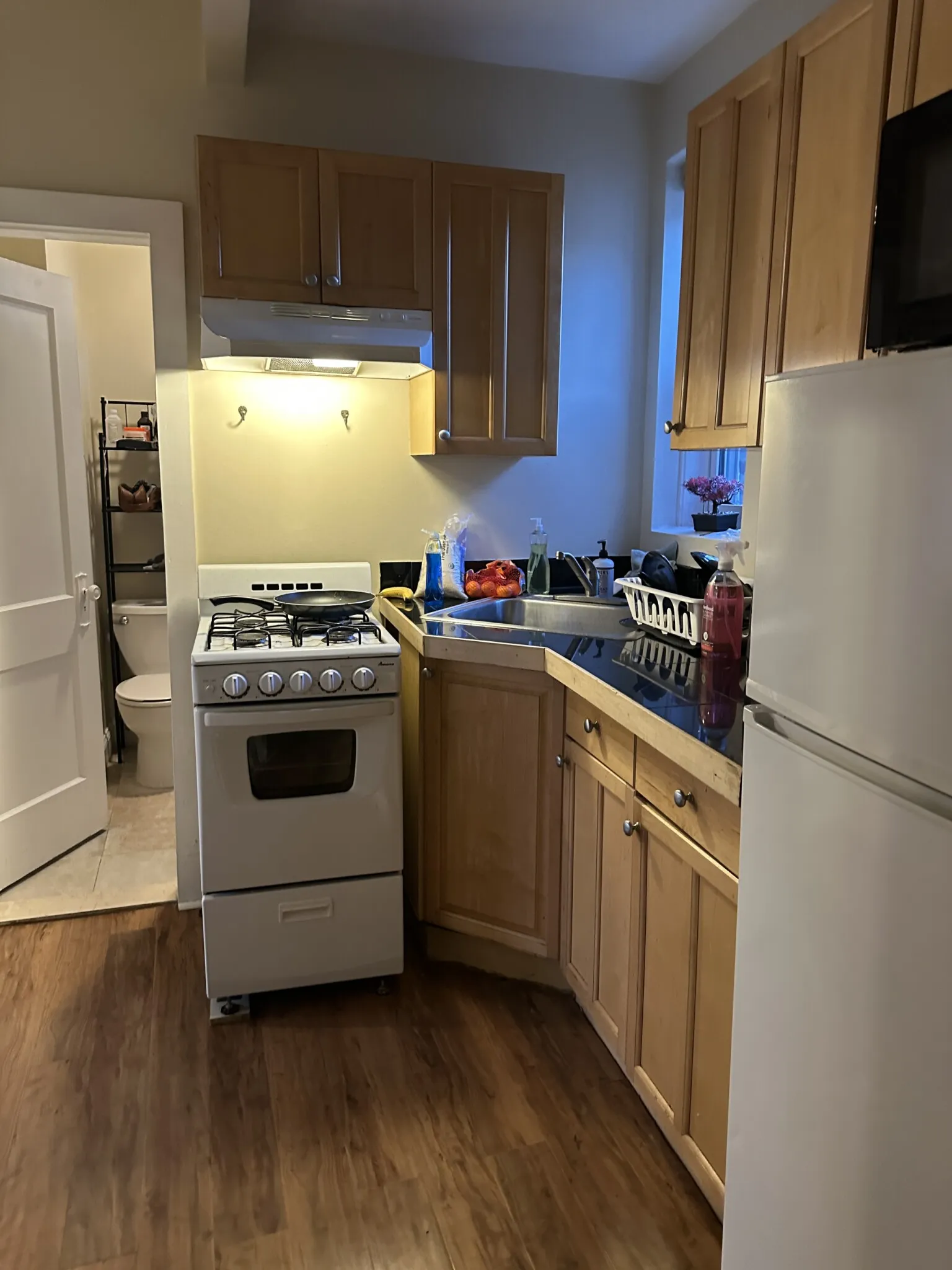 1 bed, 1 bath apartment for rent at 35 Hemenway St Unit 49, Fenway — photo 2 of 16