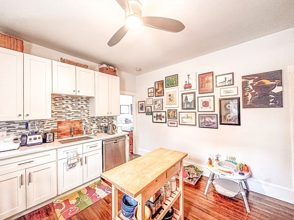 2 bed, 1 bath apartment for rent at 35 Hillock St Unit 1, Roslindale — photo 3 of 21