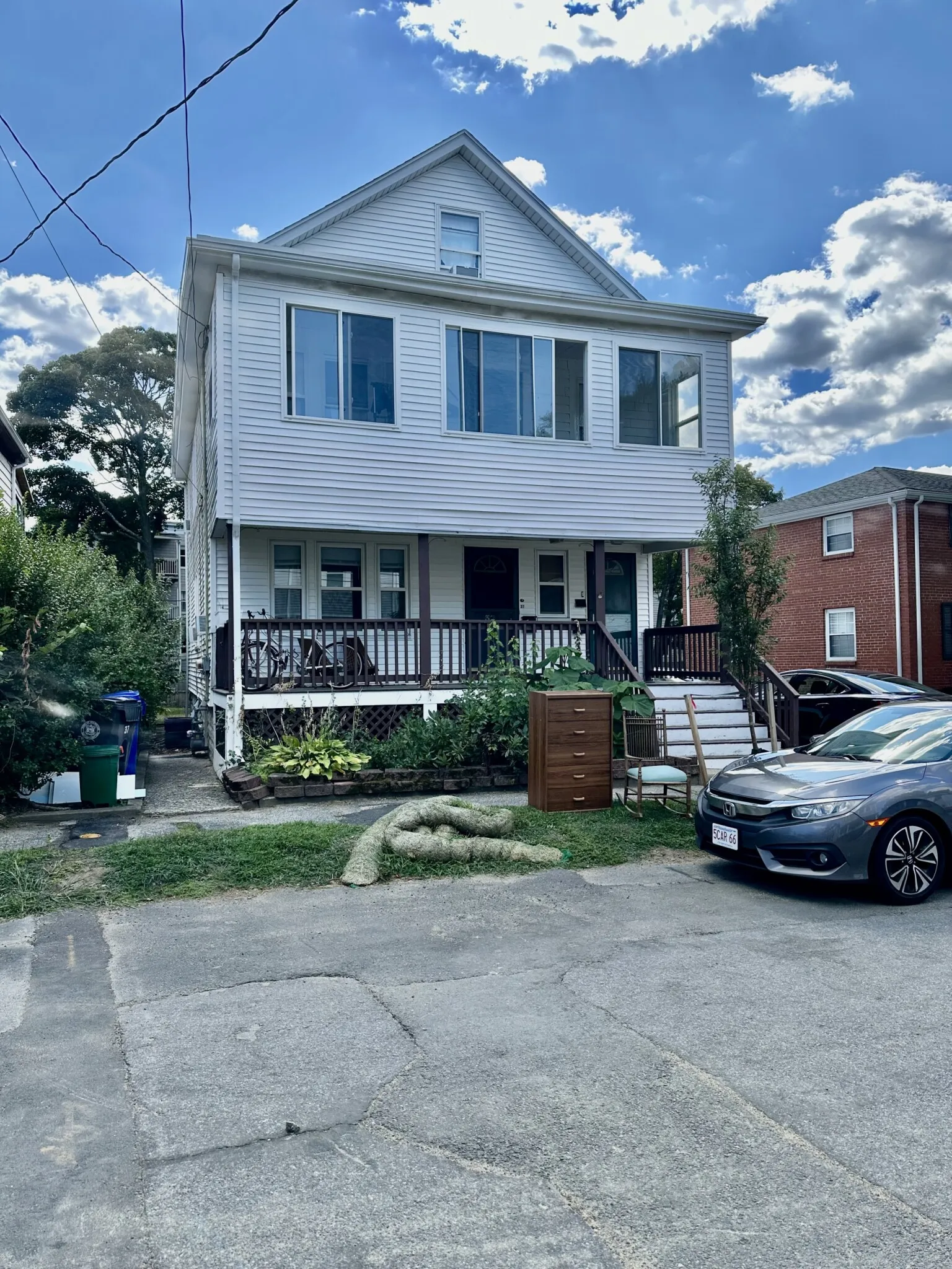 2 bed, 1 bath apartment for rent at 35 Hilton St, East Arlington — photo 3 of 14