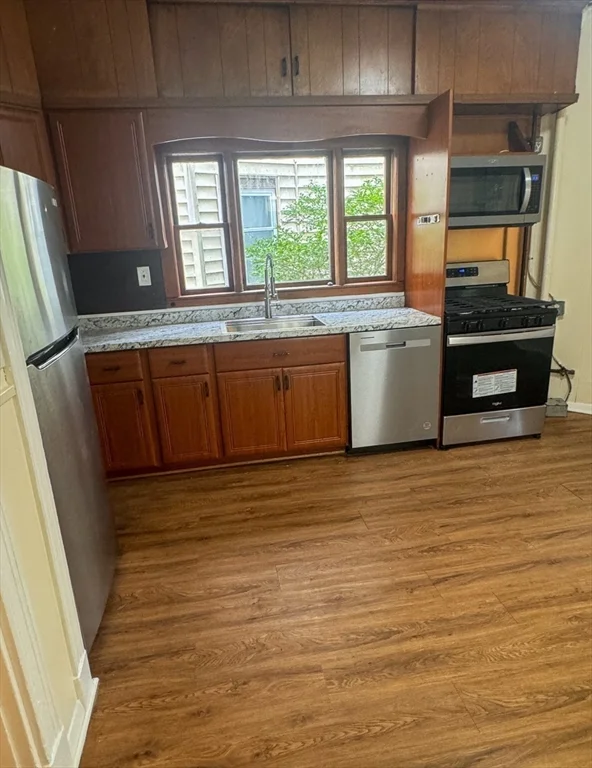 4 bed, 2 bath apartment for rent at 35 Hollander St Unit 2, Roxbury — photo 10 of 17