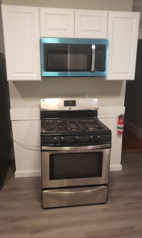 2 bed, 1 bath apartment for rent at 35 Holman St Unit 1, Attleboro — photo 3 of 5