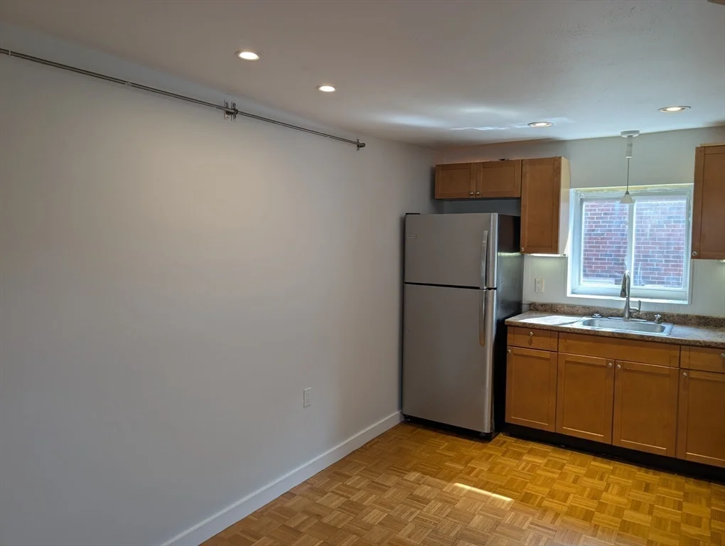 1 bed, 1 bath apartment for rent at 35 Homer Ave Unit 7, West Cambridge — photo 3 of 15