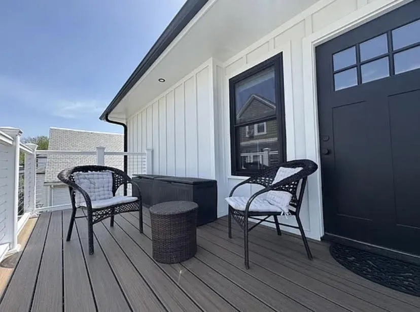 3 bed, 3 bath apartment for rent at 35 Hunnewell Ave Unit 3, Oak Square — photo 10 of 11