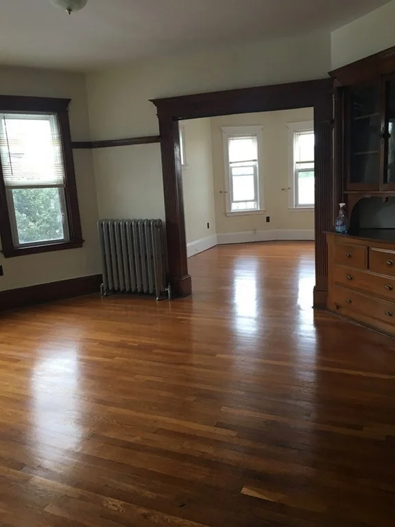3 bed, 1 bath apartment for rent at 35 Iffley Rd Unit 3, Jamaica Plain — photo 3 of 12