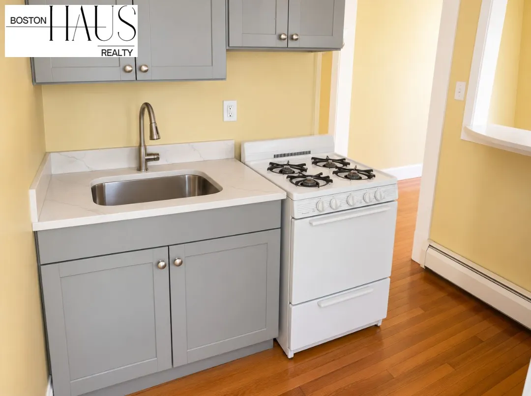 1 bed, 1 bath apartment for rent at 35 Inman St Unit 3, Mid Cambridge — photo 3 of 8