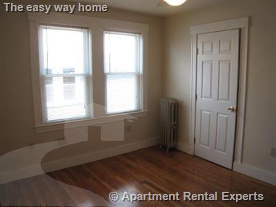 3 bed, 1 bath apartment for rent at 35 Irvington Rd Unit 2, Tufts — photo 27 of 28