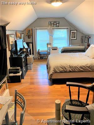 3 bed, 1 bath apartment for rent at 35 Irvington Rd Unit 2, Tufts — photo 2 of 28