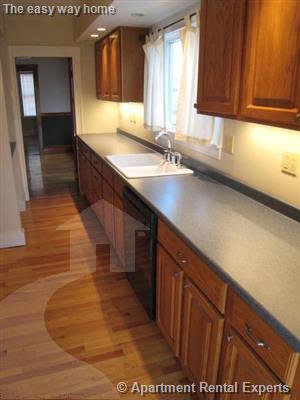 3 bed, 1 bath apartment for rent at 35 Irvington Rd Unit 2, Tufts — photo 6 of 28