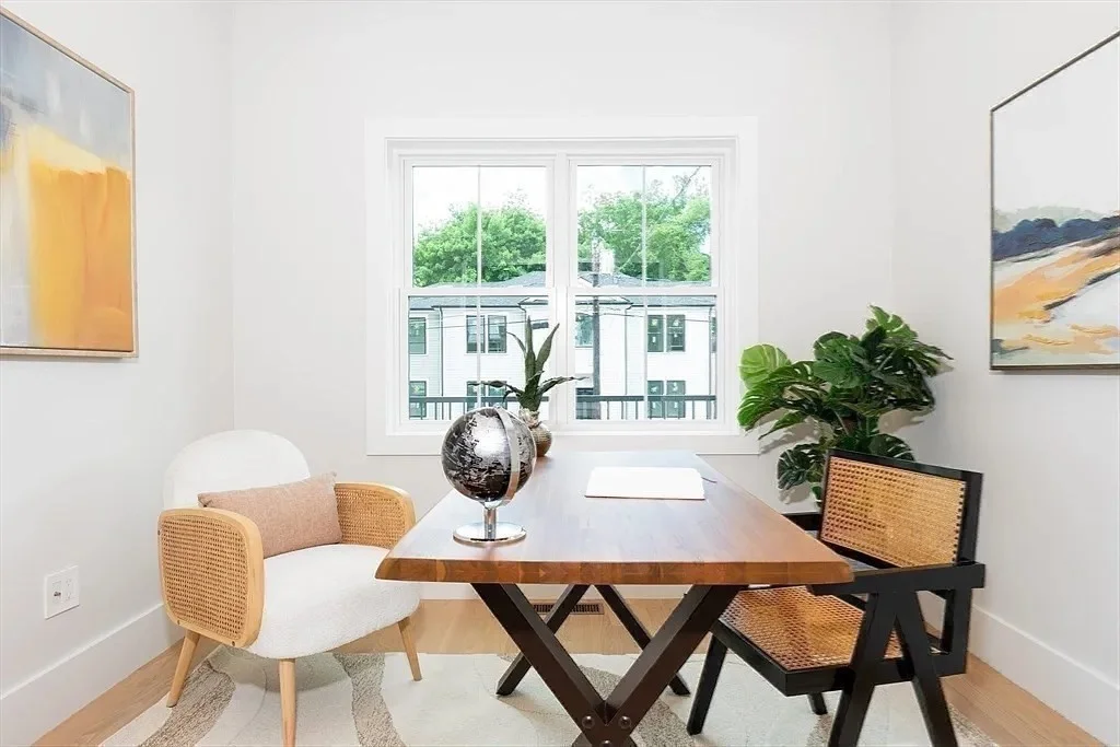 4 bed, 3 bath apartment for rent at 35 John St Unit 35, Newton — photo 13 of 29