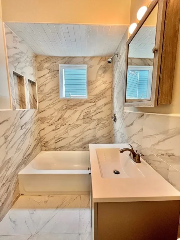 3 bed, 1 bath apartment for rent at 35 Kenberma Rd Unit 2, Dorchester — photo 4 of 11