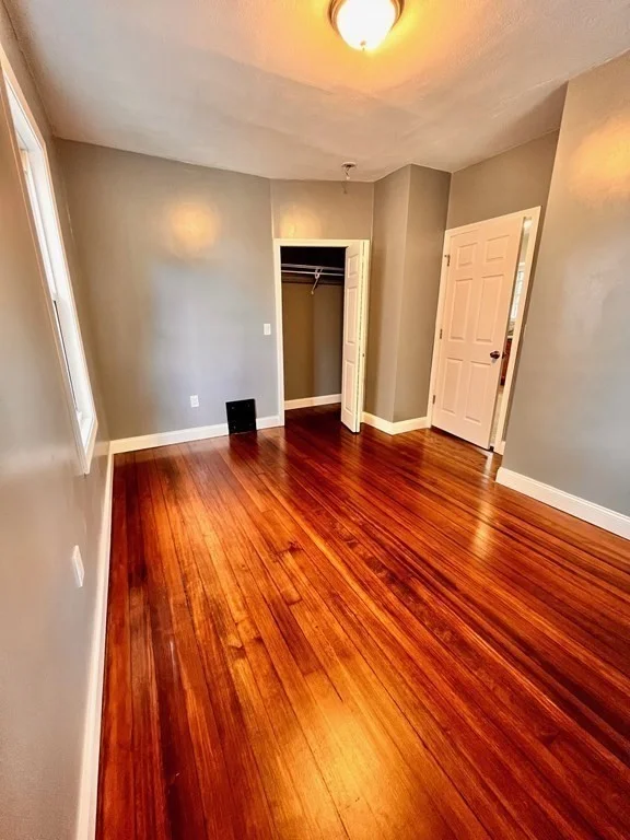 3 bed, 1 bath apartment for rent at 35 Kenberma Rd Unit 2, Dorchester — photo 5 of 11