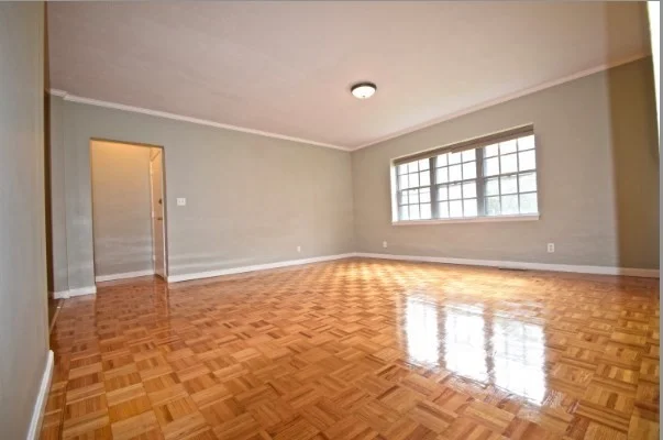 3 bed, 2 bath apartment for rent at 35 Lake Shore Ct Unit 1, Brighton — photo 3 of 9